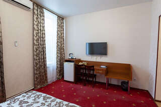 Гостиница Космос Комсомольск-на-Амуре Большой двухместный номер с 1 кроватью-11