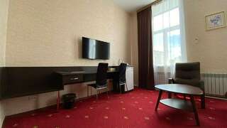 Гостиница Космос Комсомольск-на-Амуре Двухместный номер с 2 отдельными кроватями-11