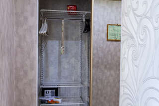 Гостиница Космос Комсомольск-на-Амуре Номер Делюкс с кроватью размера «king-size»-11