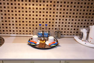 Гостиница Космос Комсомольск-на-Амуре Номер Делюкс с кроватью размера «king-size»-7