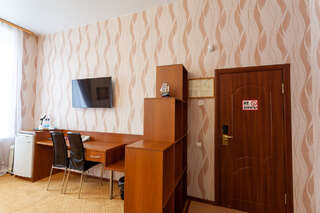 Гостиница Космос Комсомольск-на-Амуре Двухместный номер с 2 отдельными кроватями-2