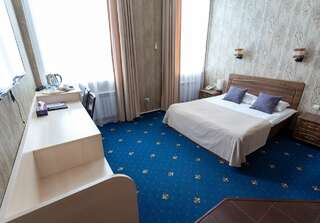 Гостиница Космос Комсомольск-на-Амуре Большой двухместный номер с 1 кроватью-1